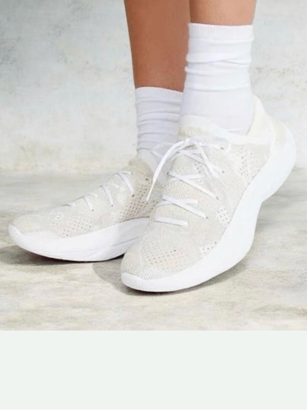 SOREL EXPLORER BLITZ CREAM WHITE TENNIS SHOES WOMEN’s size 8.5